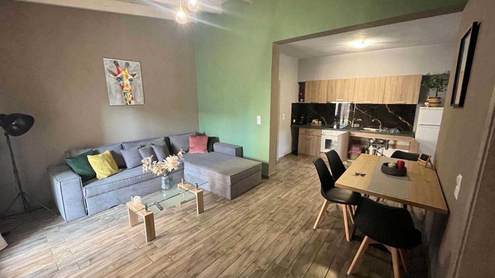 Ria'S Gardenview Apartment Ioannina Buitenkant foto